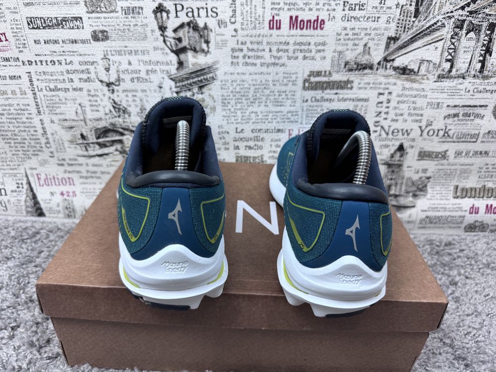 Кросівки Mizuno Wave Rider 25 Розмір 42 / Original Взуття