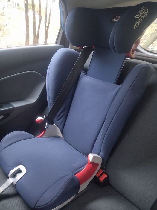 Дитяче Автокрісло Britax-Romer ISOFIX від 3,5 до 12 років (15 кг-36 кг