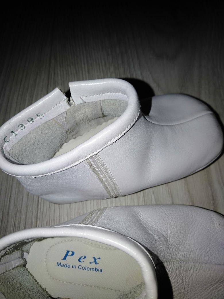 Kozaczki dla maluszka, 11,5 cm, białe, chrzest