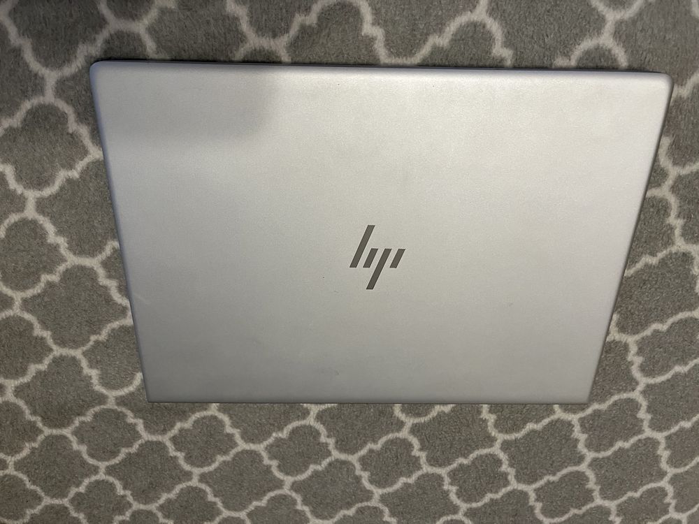 Laptop HP EliteBook 830 G5