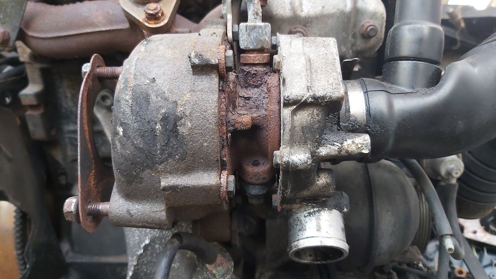 Turbina alternator sprężarka klimatyzacji  passat b5 1.9tdi