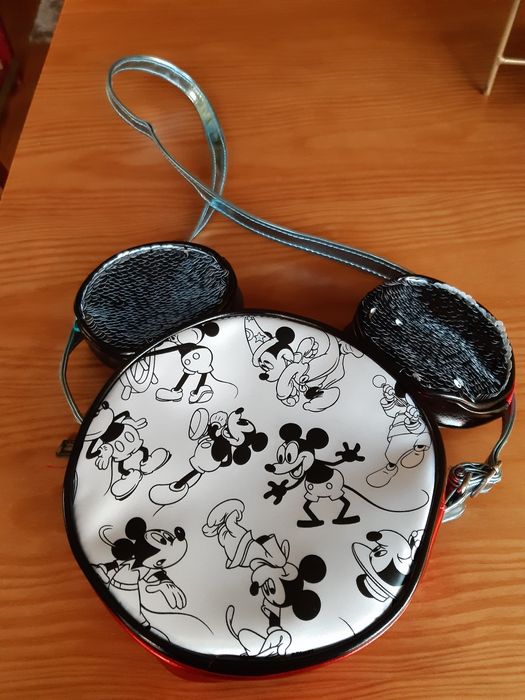 Vendo mala de criança NOVA do Mickey c/ 2 carteiras
