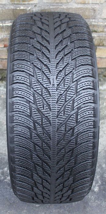 Одиночка, поштучно,запаска, розпаровка 245/40/R20 Nokian Hakkapeliitta