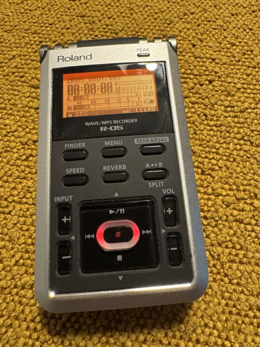 Roland R-05 rejestrator cyfrowy stereo