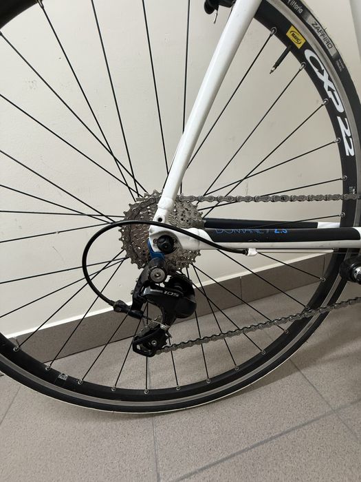 Rower szosowy Trek Domane 2.3