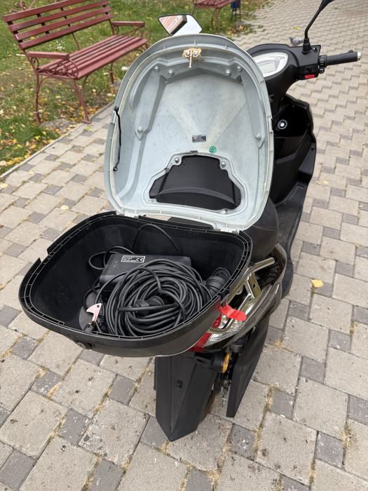 Электроскутер AIMA Journey Black