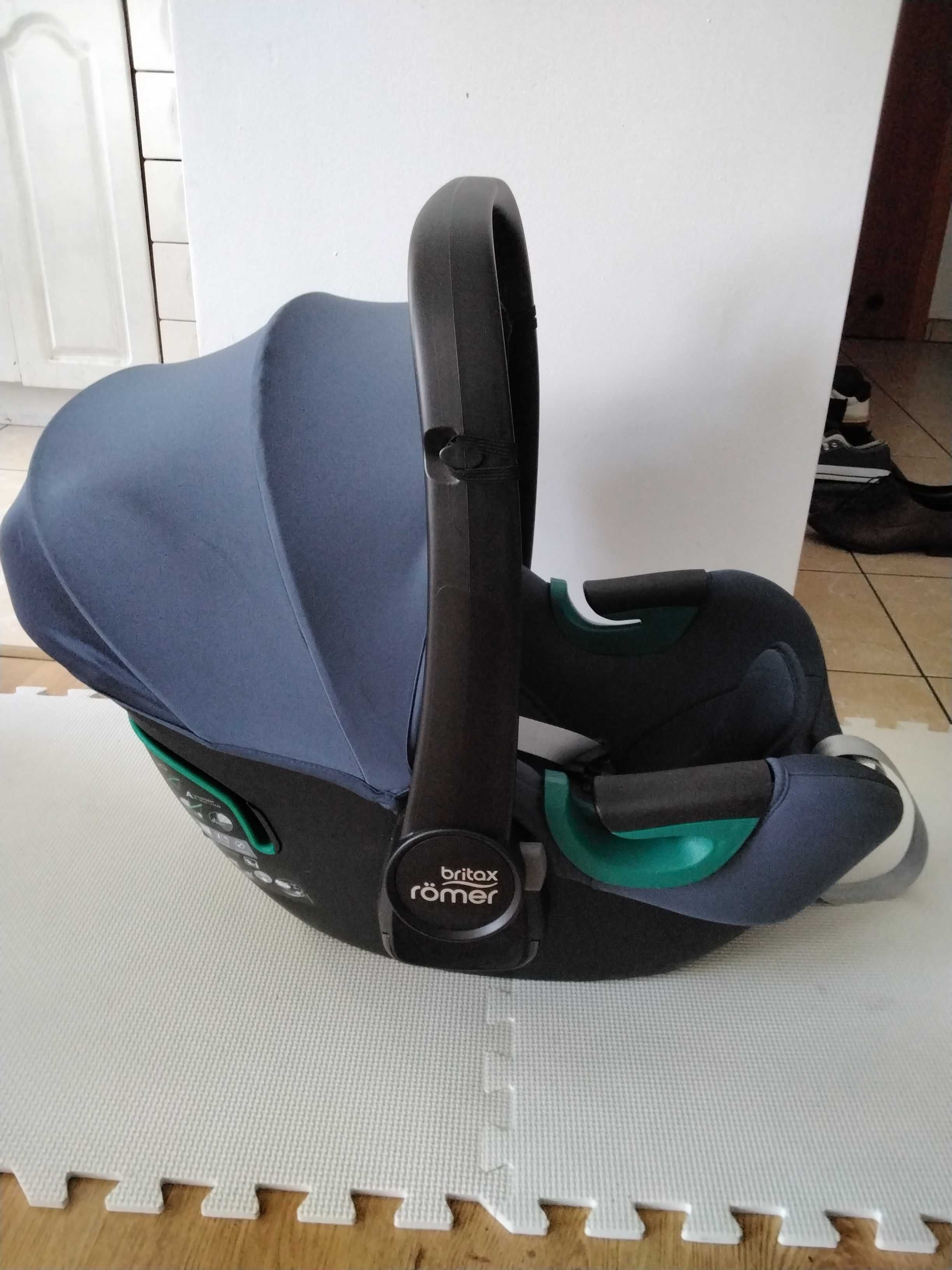 Britax Romer Baby-Safe 3 i-Size nosidło, fotelik samochodowy bez bazy