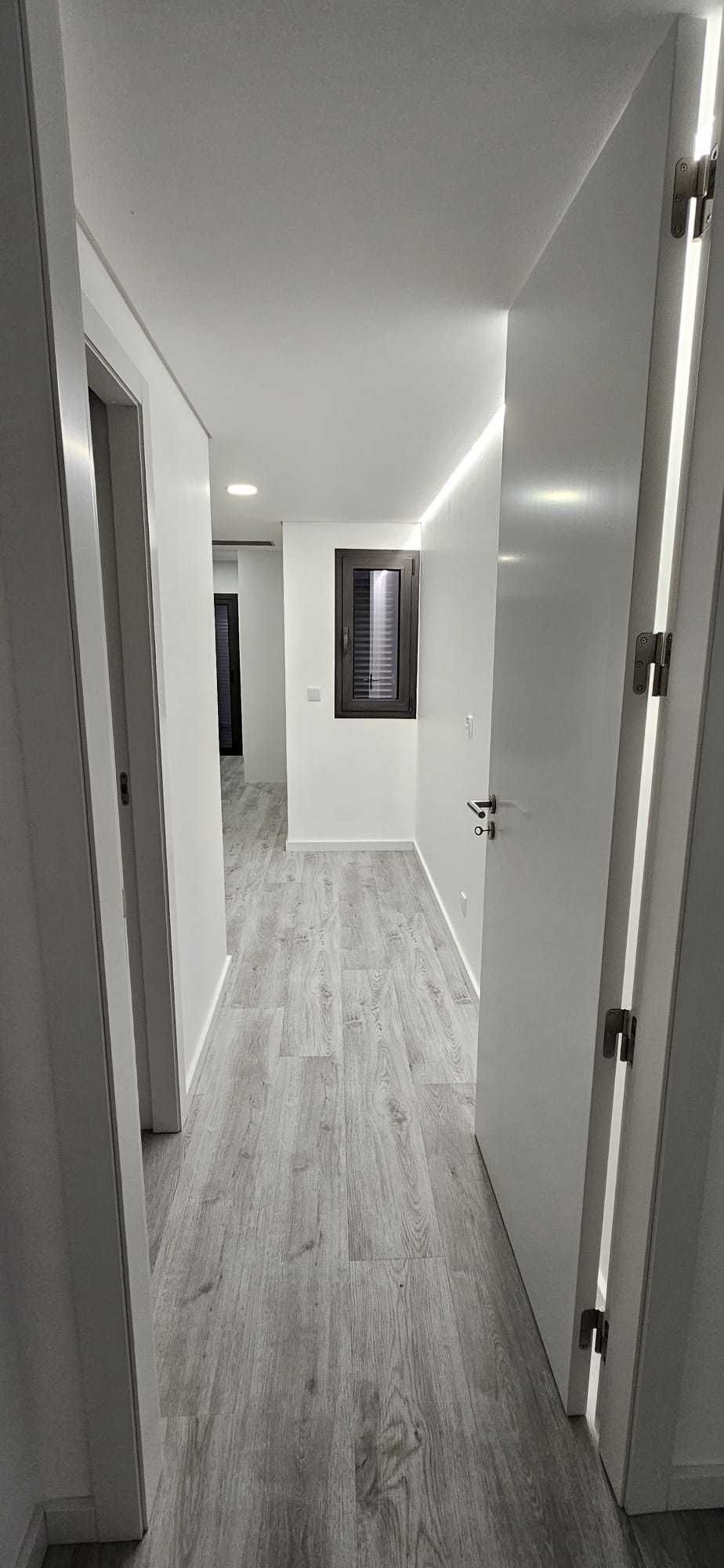 Quarto mobilado, para alugar, em T3 Novo, junto ao ESTG - Felgueiras