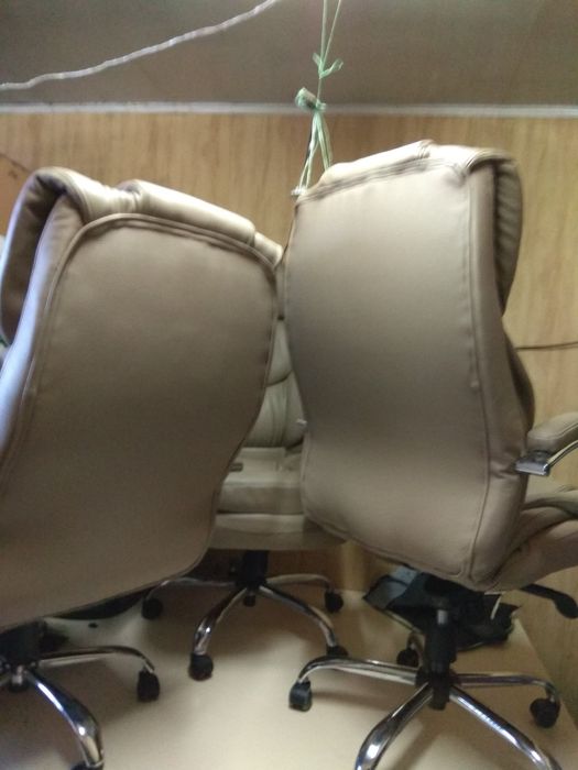 Кресло,кожа-100%