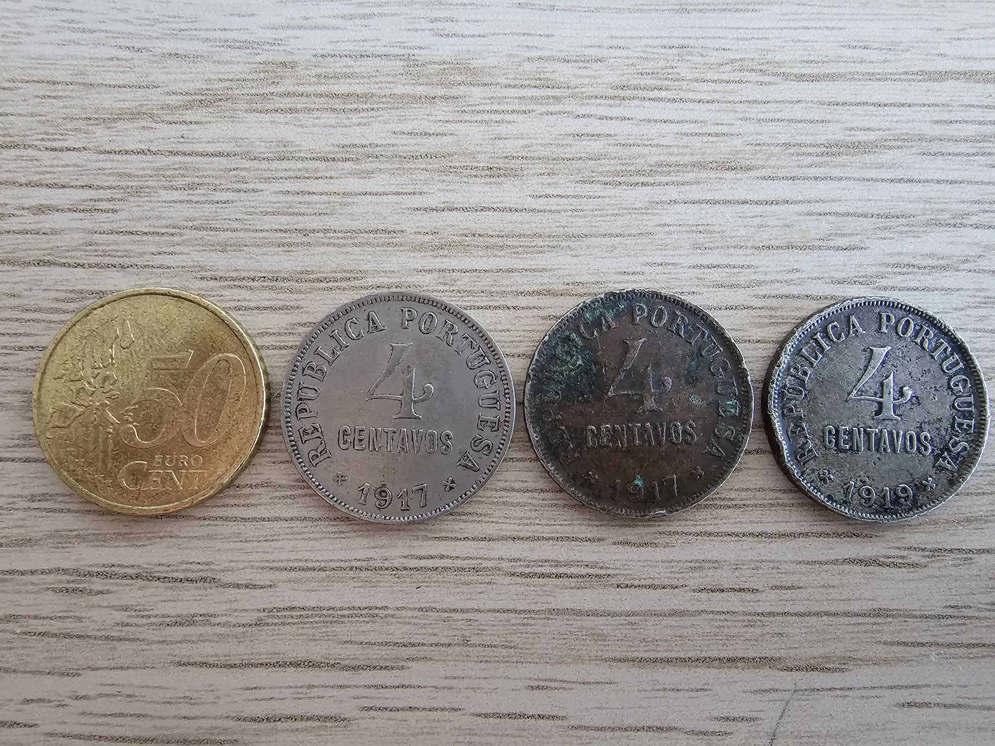 Moedas 4 centavos 1917 e 1919