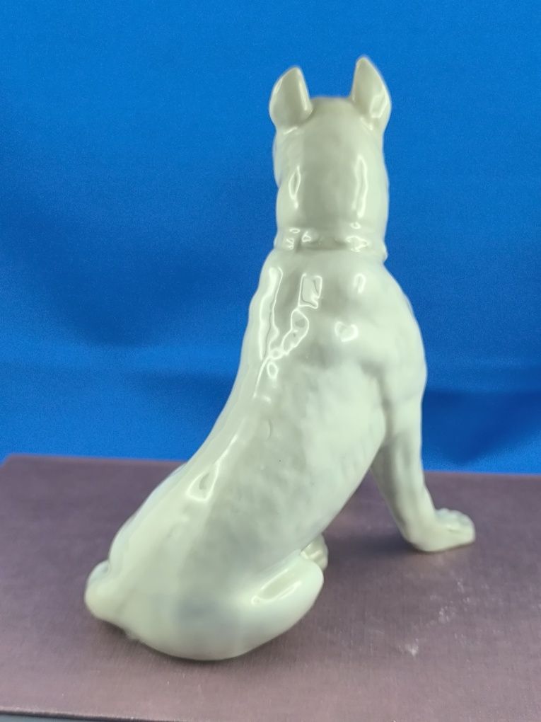 Dog niemiecki Gebruder Heubach Lichte Turyngia XIX/XXwiek #porcelana