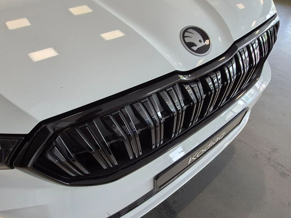 Skoda Kodiaq Rabat: -17 650 PLN hak/p.asystentów/radio13/p.winter/p.Convenience