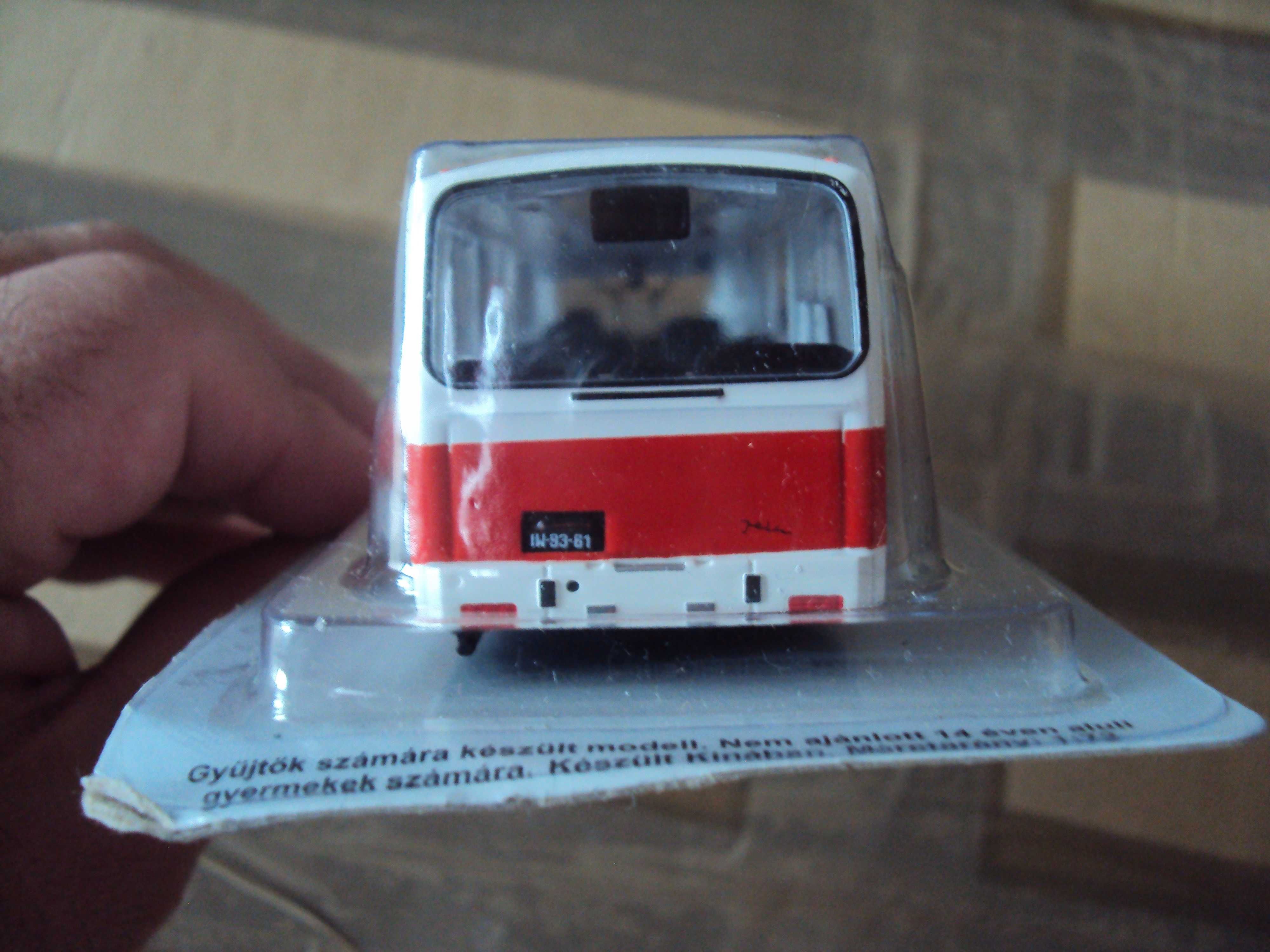 model autobusu jelcz-berliet pr-110 skala 1/72