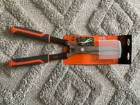 Nożyce do żywopłotu ręczne BLACK & DECKER 56cm falowane ostrze
