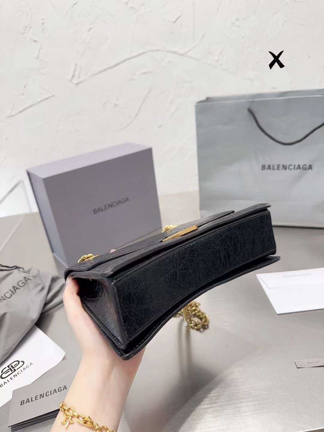 Torebka damska elegancka Balenciaga 366