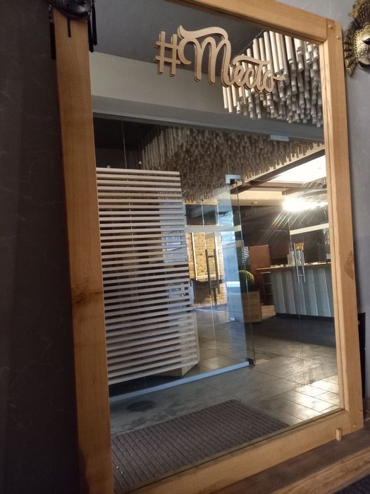 Зеркало интерьерное