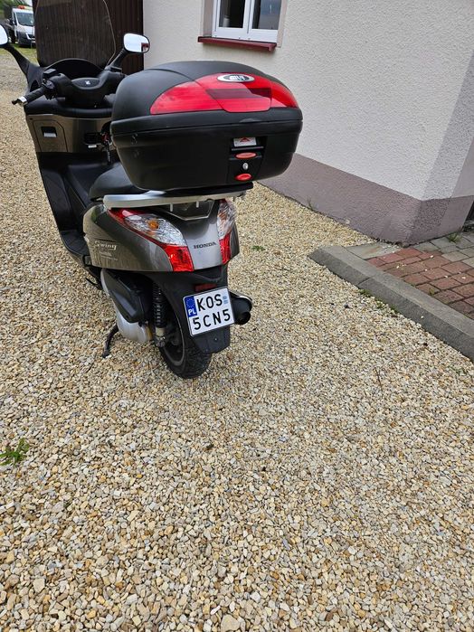 Skuter Honda S-Wing 125 Maxi Skuter , mały przebieg - prywatnie