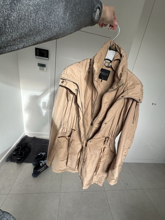 Kurtka parka z podpinką hydrofobowy material ściągana w pasie Mohito