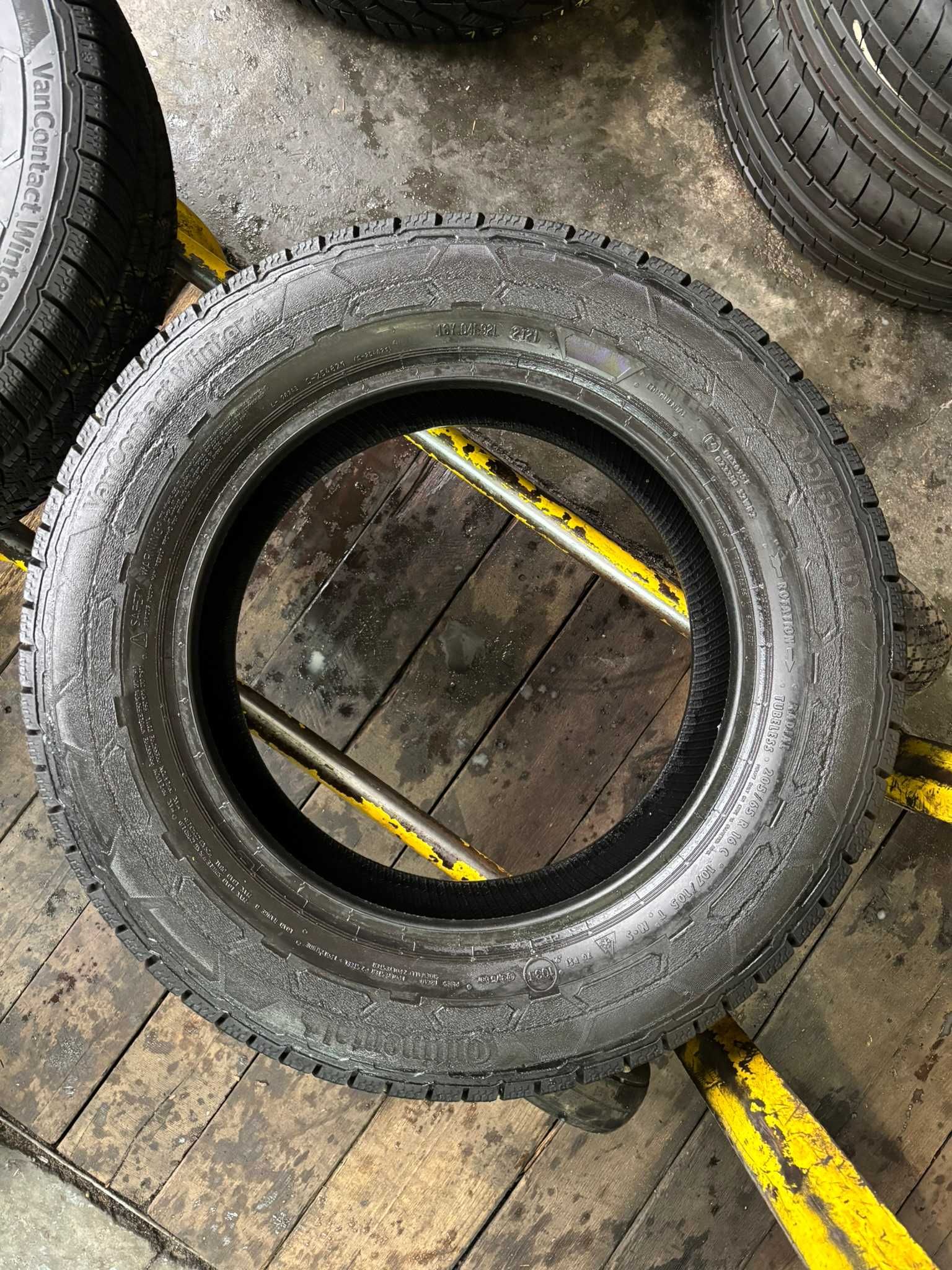 2X Opony Zimowe 205/65R16C CONTINENTAL VanContactWinter 10MM 2023R