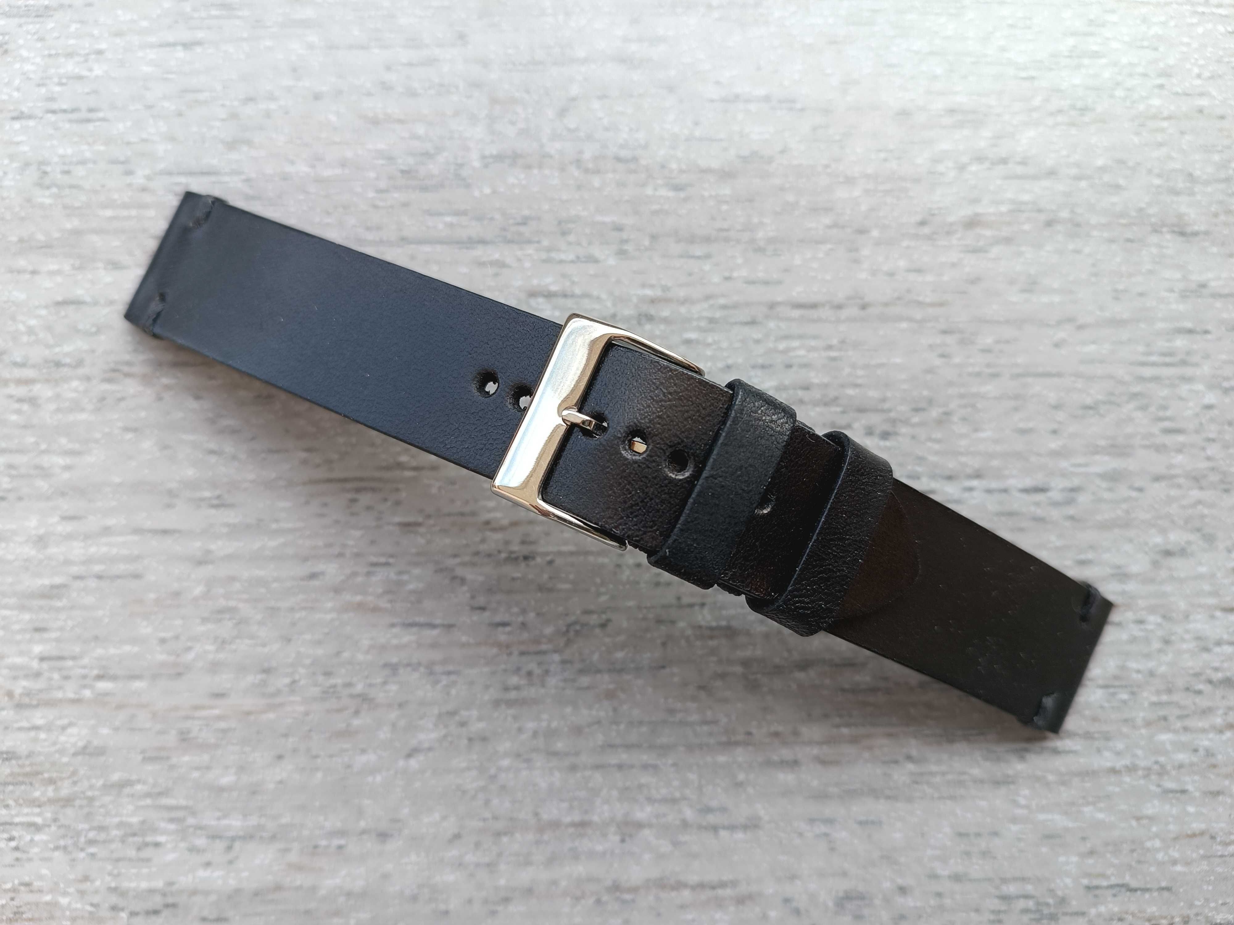 Czarny skórzany pasek zegarka 20 mm mat M