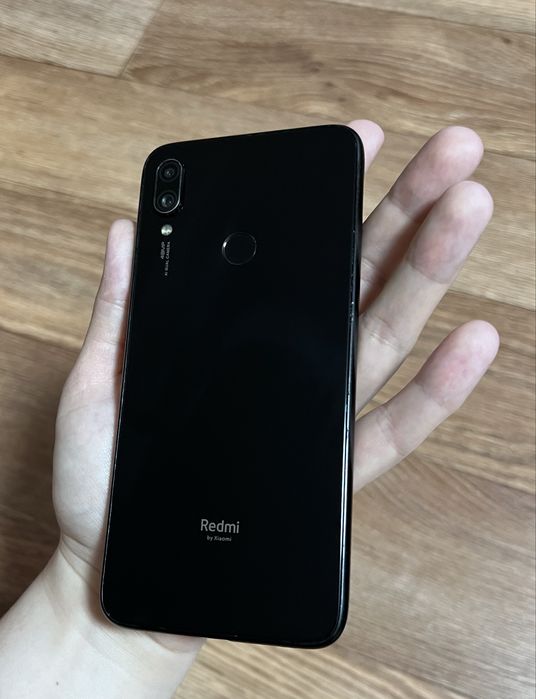 Redmi note 7 4/64 гб