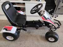 Kart Carro a Pedais com Assento Ajustável, Freio de Mão Branco e Preto