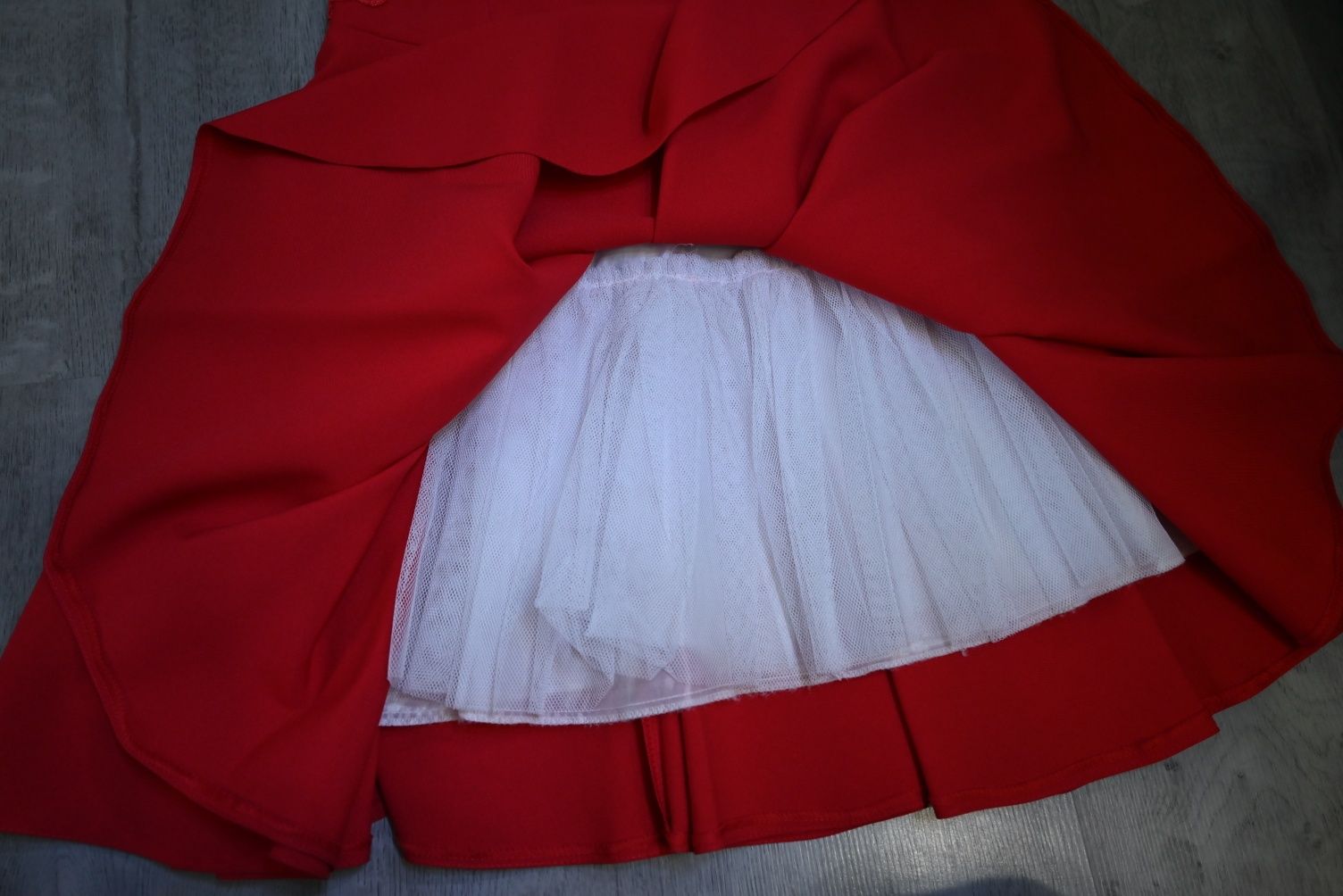 Czerwona sukienka r.38