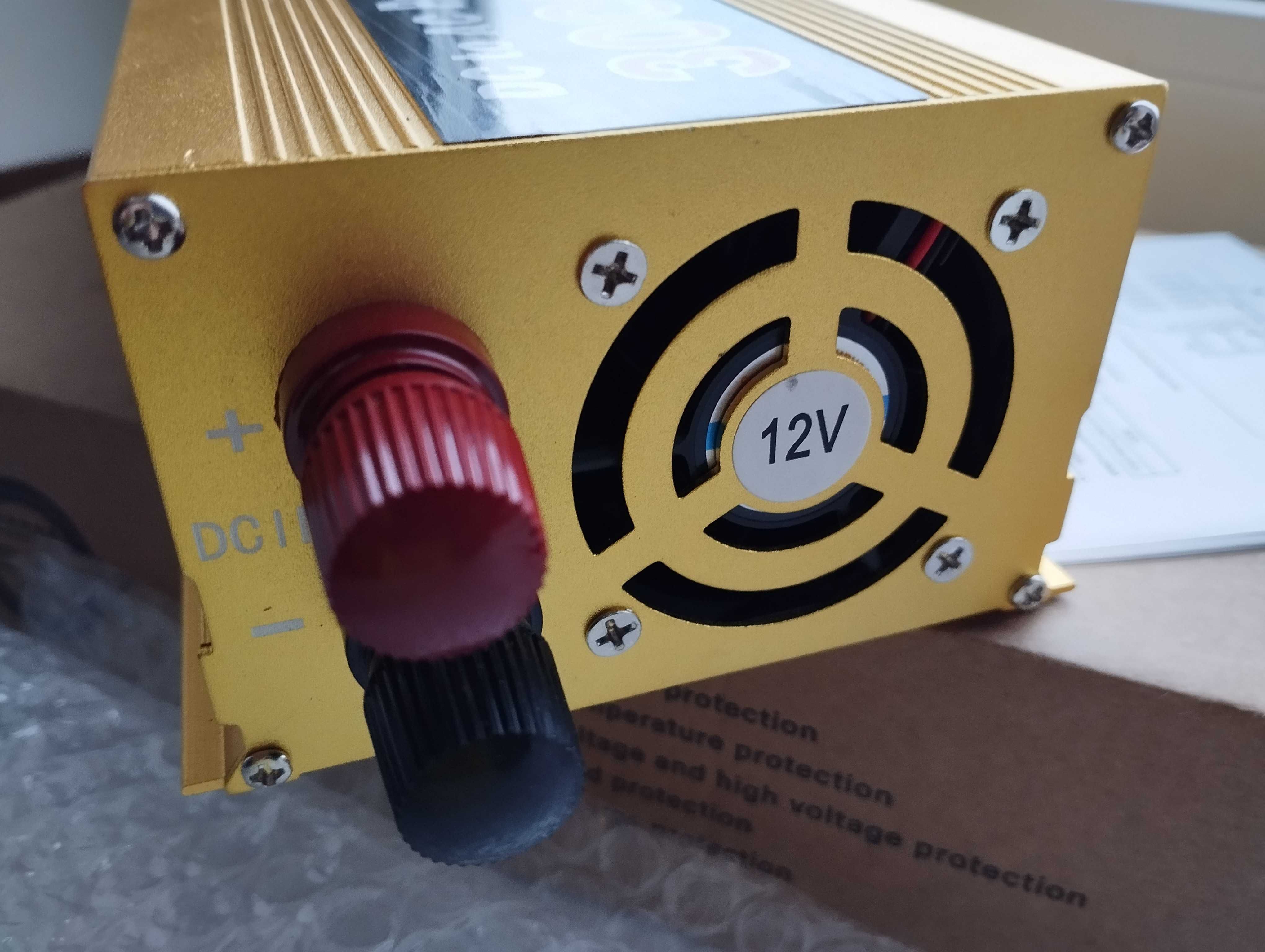 Інвертор чистий синус 3000W  12v в 220v