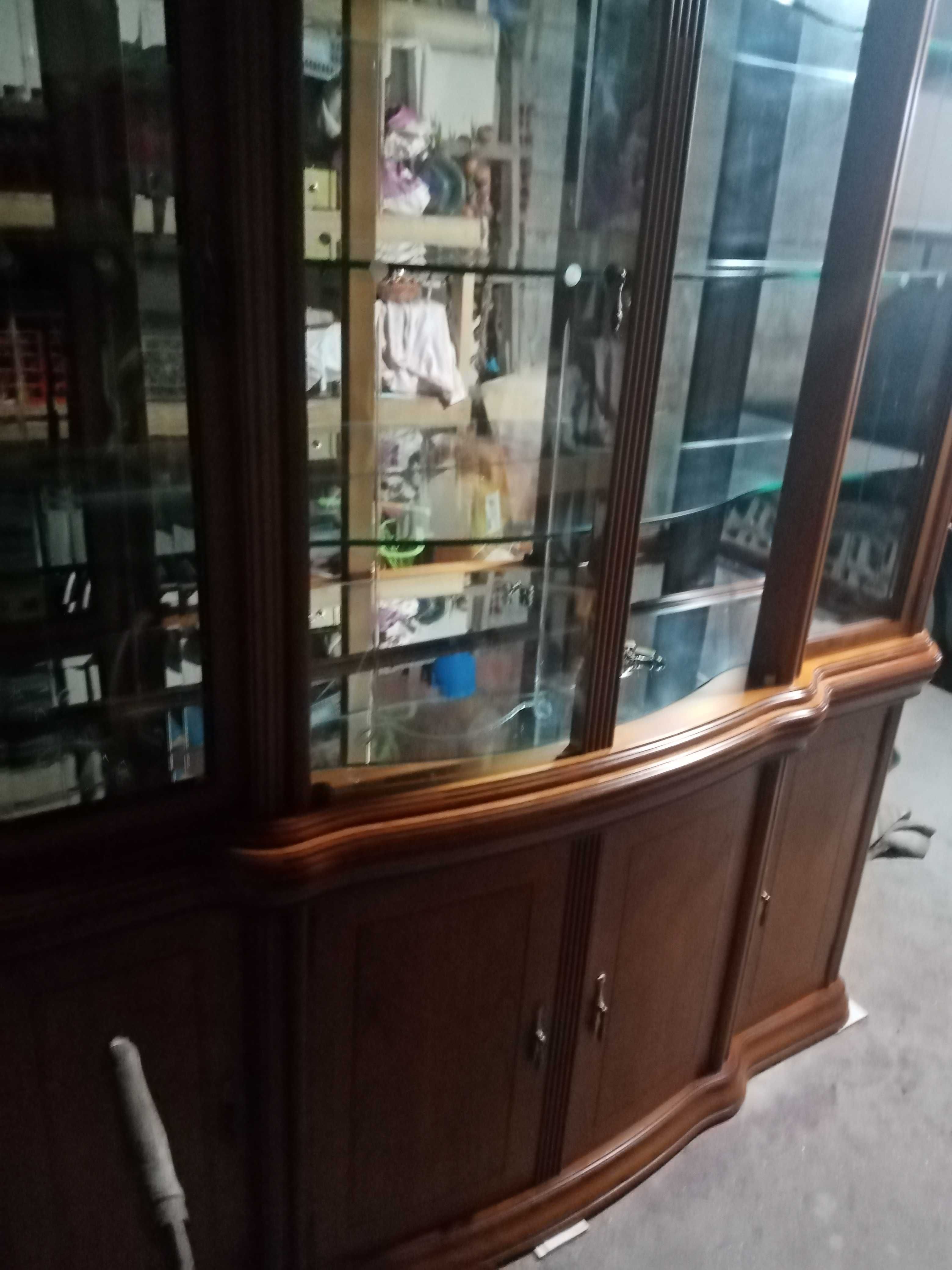 Vendo Cristaleira