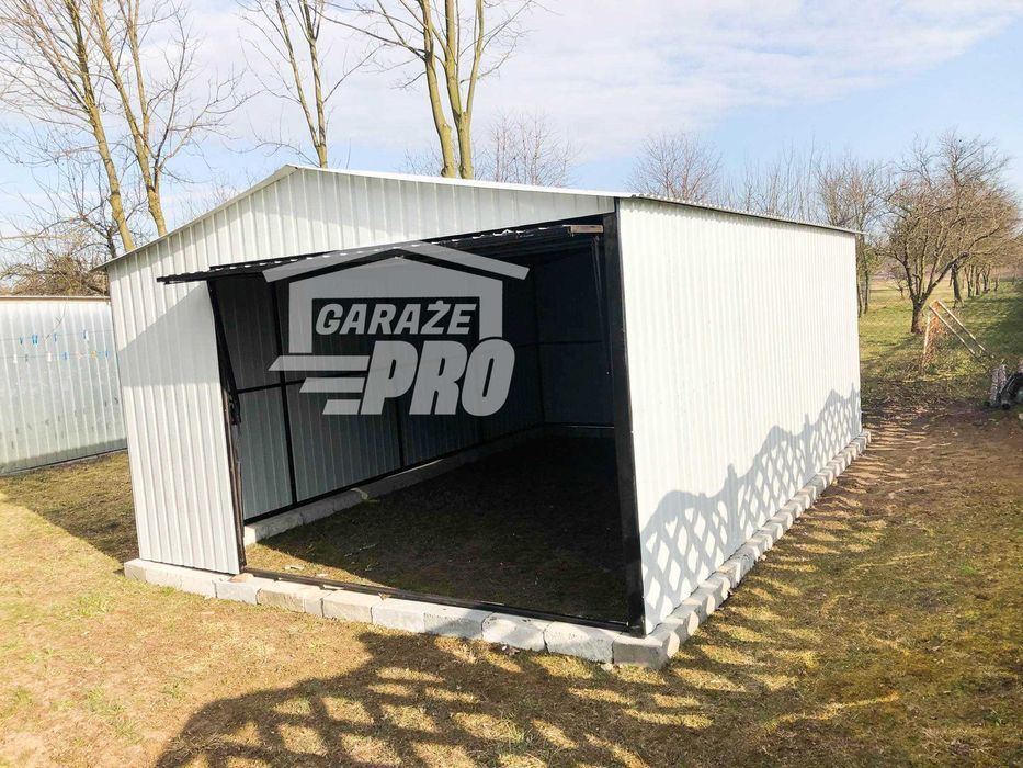 Garaż blaszany 4x6 Brama uchylna Biały - wolnostojący GP82