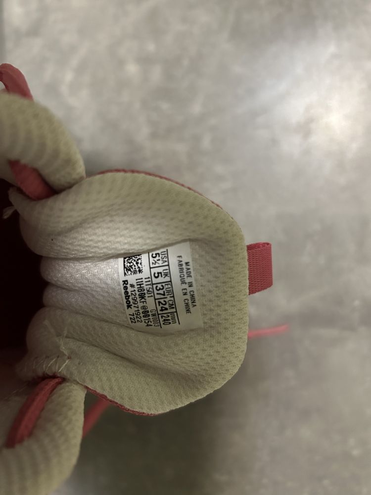 кроссовки reebok