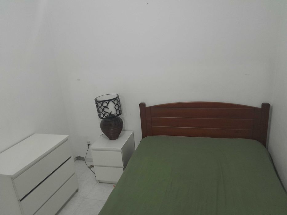 Alugar quarto para solteiro