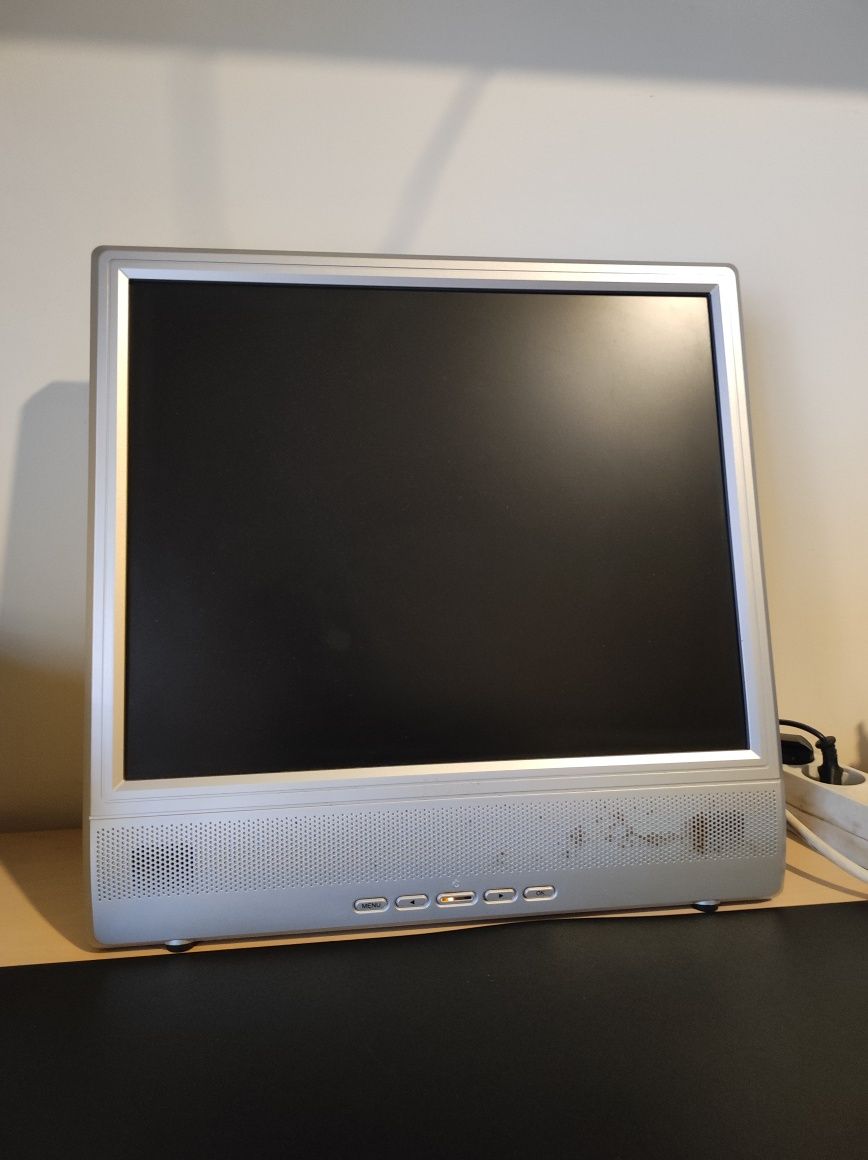 Monitor Haier 17 polegadas