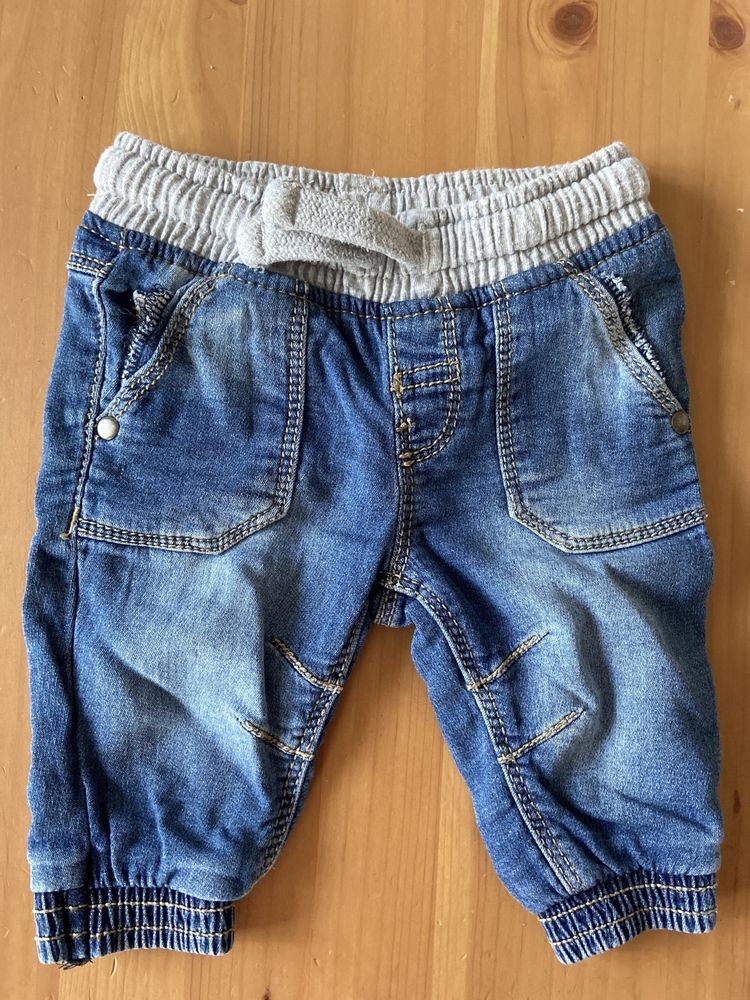 Spodnie niemowlęce jeansowe