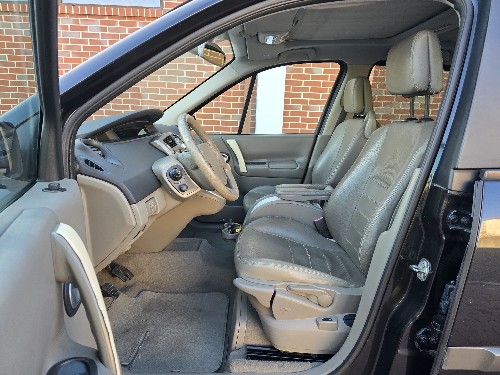 Renault Scénic 1.5 DCI 106cv