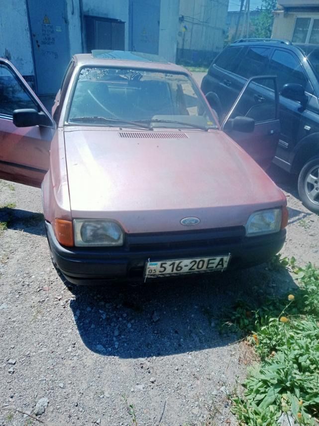Продам FORD Escort