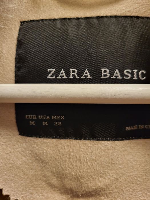 Futerko/kożuch  kremowe Zara roz. M