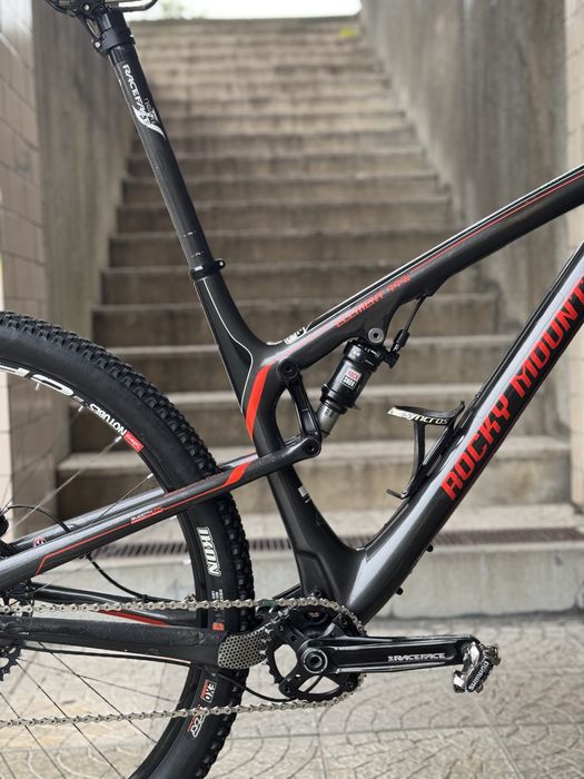 Bicicleta Btt Rocky Mountain Element top gama