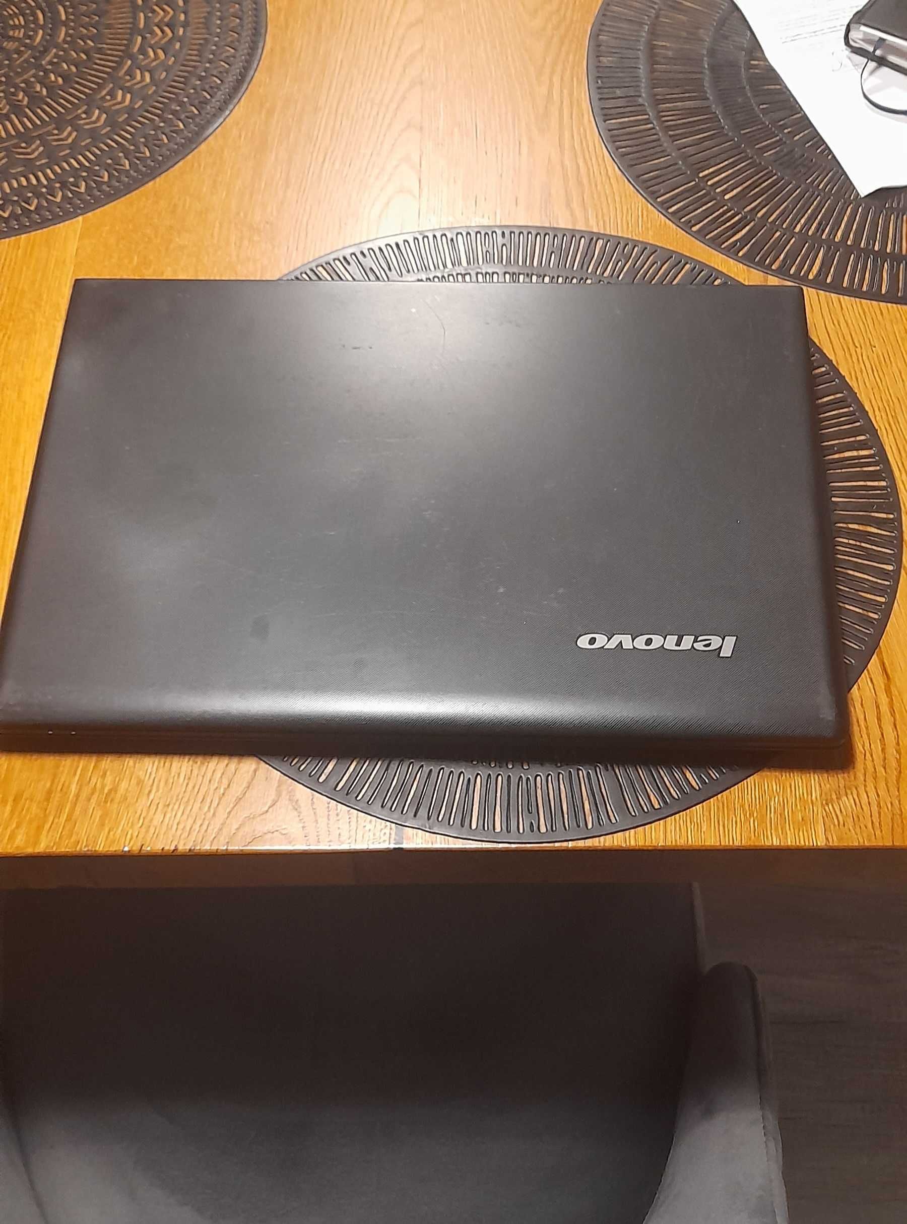 Laptop Lenovo IdeaPad 100-15IBD + podkładka chłodząca