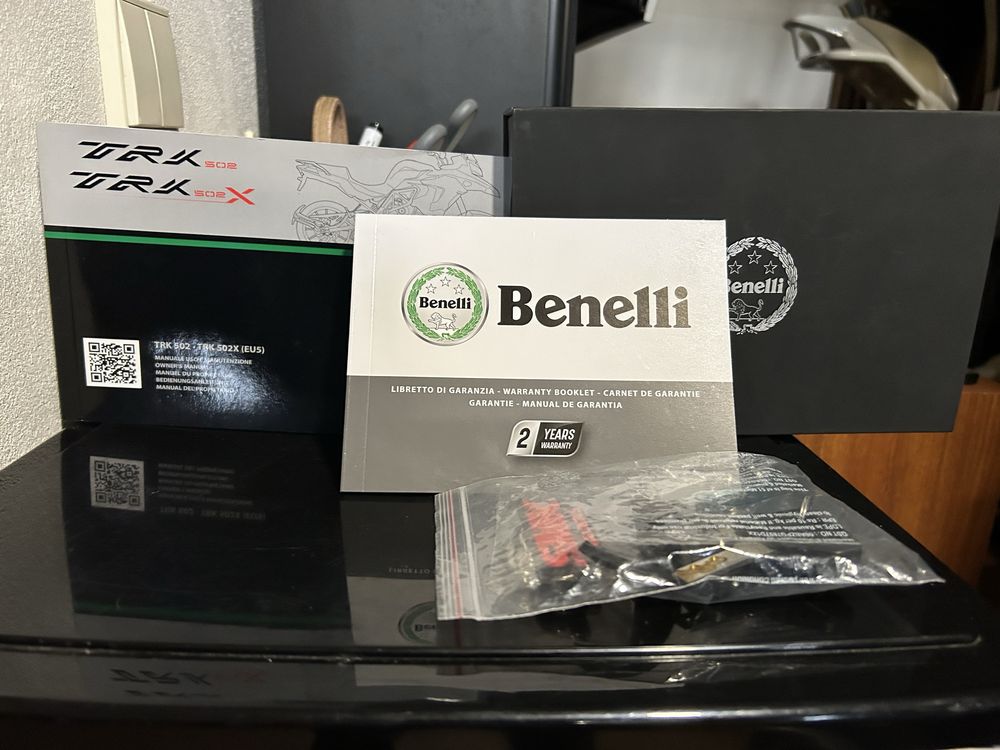 Moto BENELLI TRK502X de 2023