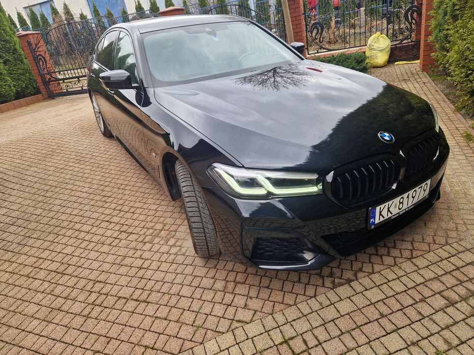 BMW seria 5 XDRIVE 2023r 36tyś + kpl kół full opcja Wieliczka