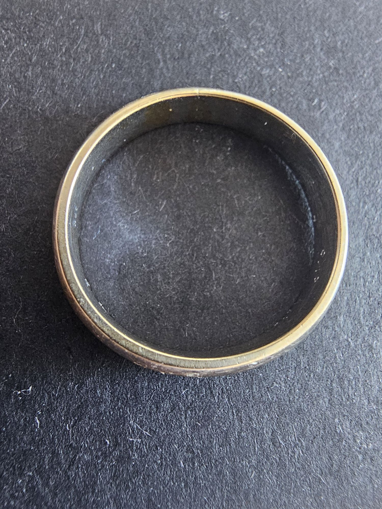 Anel ouro branco 18k com brilhantes
