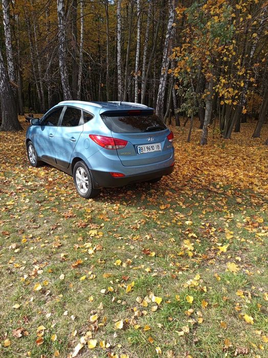 Hyundai ix 35 сів і поїхав