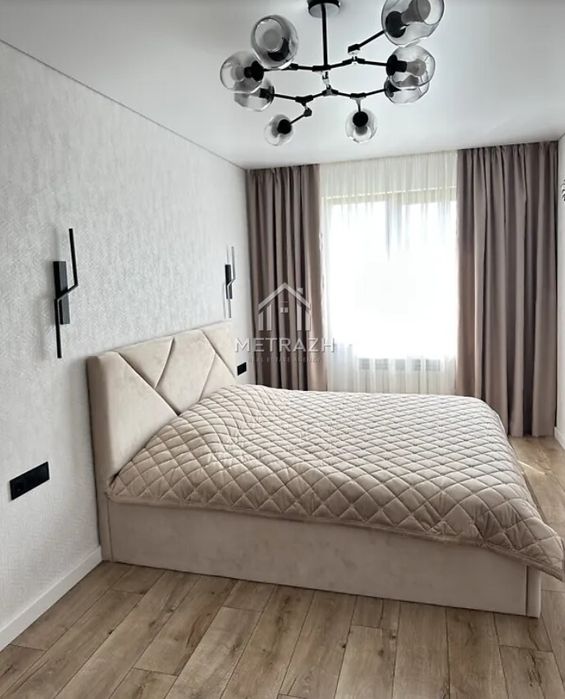 Продам шикарну 3х к квартиру , Гагарина,44 ( код 87118)