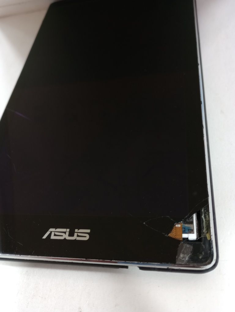 Планшет Asus ZerPad P01Y