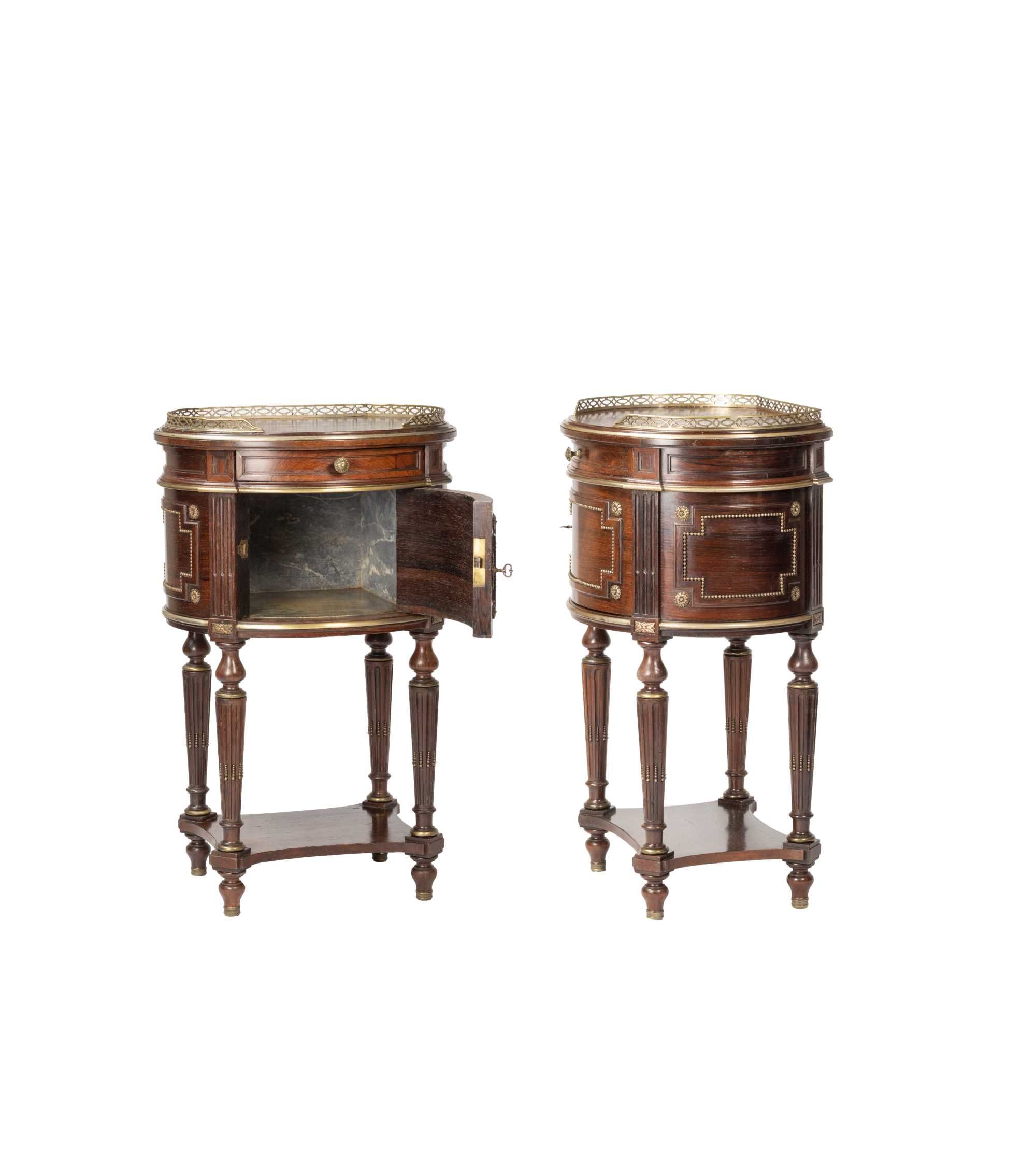Conjunto cama e mesas pau santo Napoleão III | século XIX