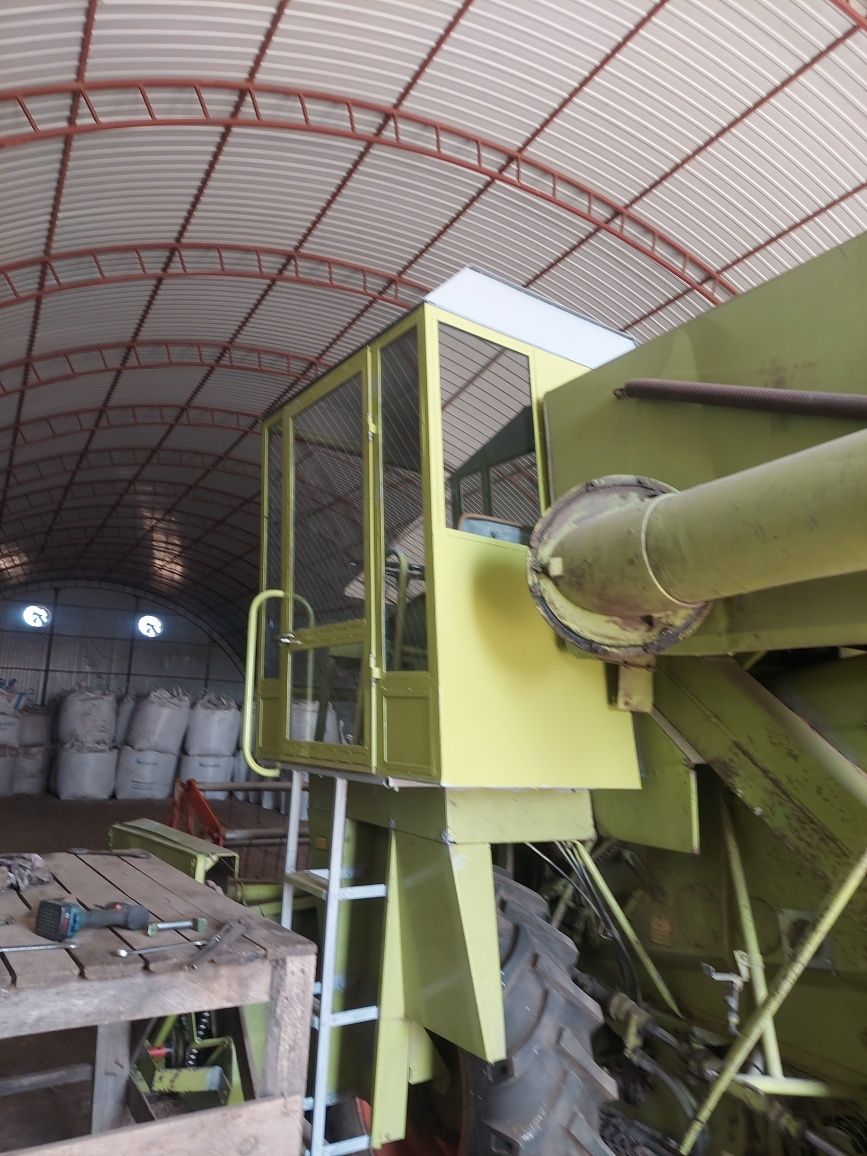 Комбайн claas corsar