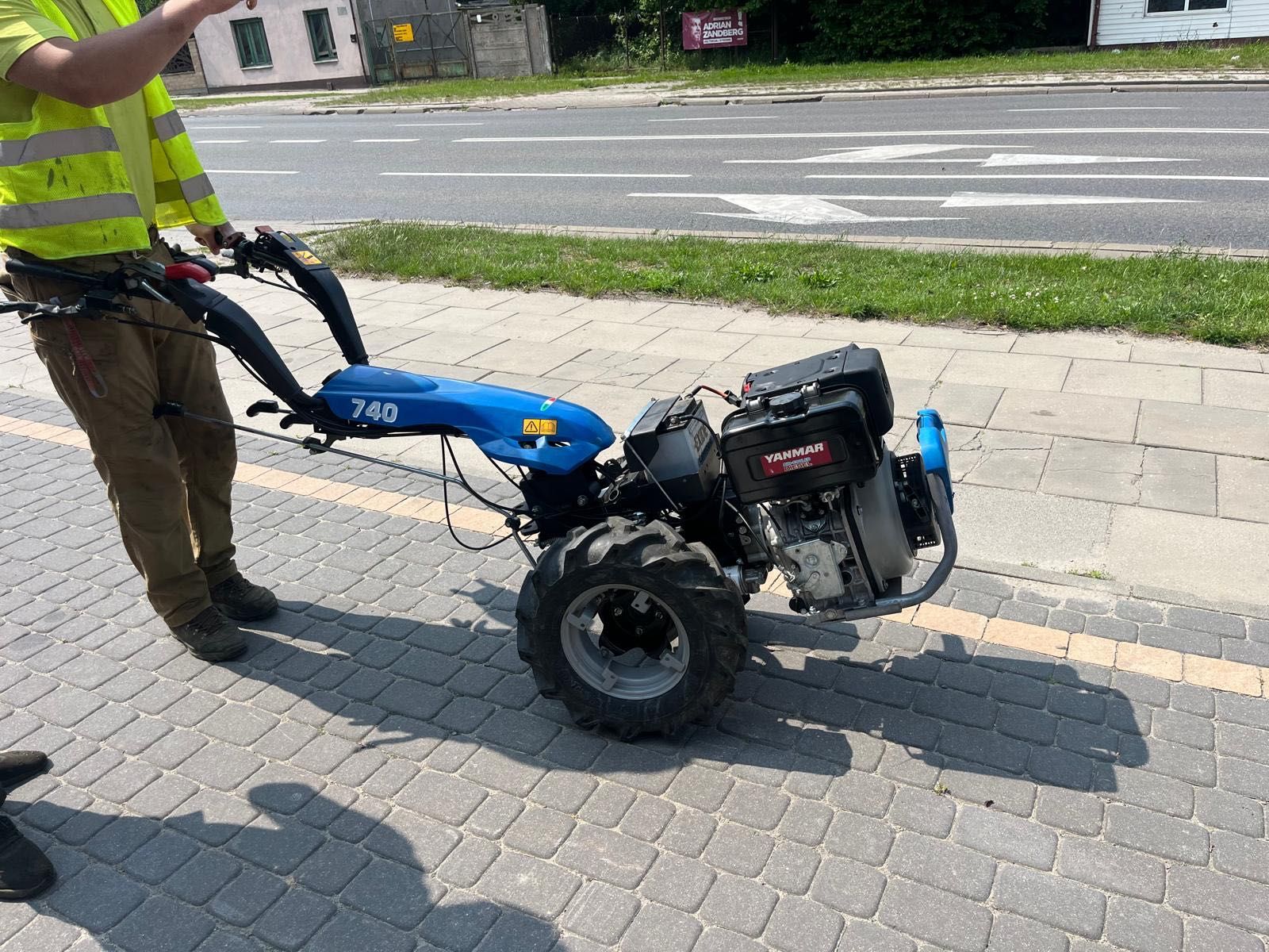 Glebogryzarka separacyjna MWC 66 + ciągnik jednoosiowy 740