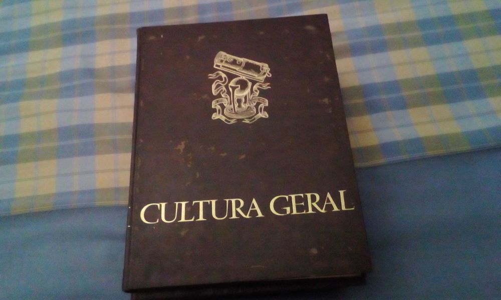 Livros de Cultura Geral ( 4 Livros)