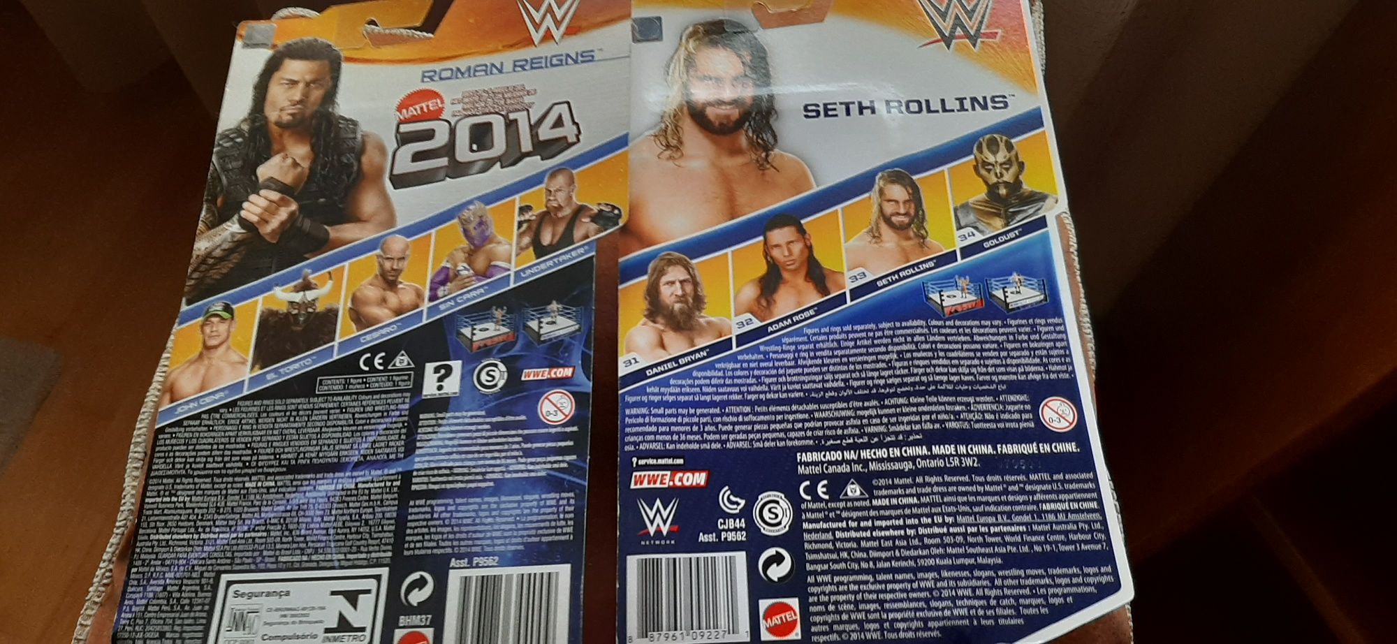 2 figuras campeões wwe wrestling-Seth Rollins/Roman Reigns